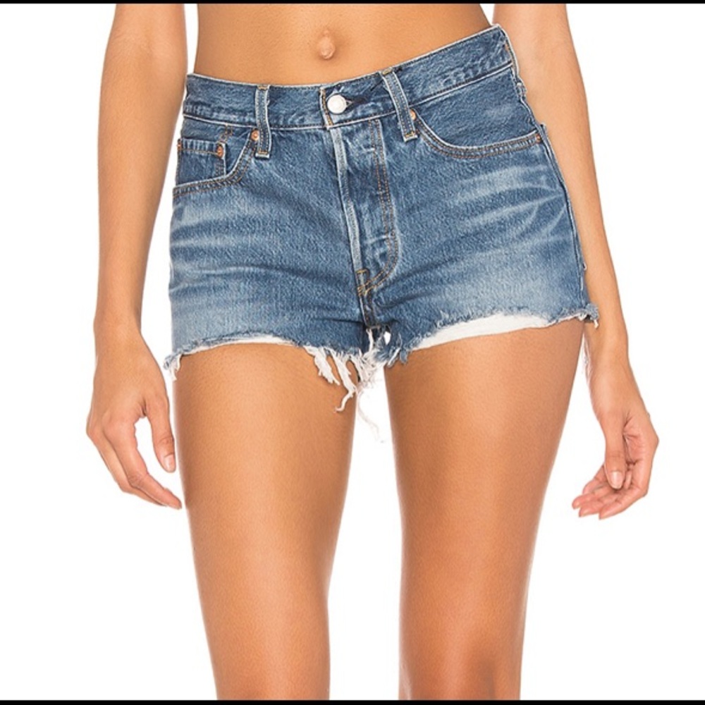 Women’s Levi’s 501 Jeans Cutoff Shorts 26